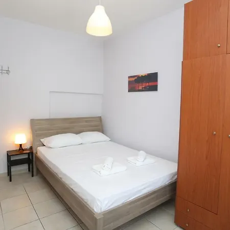Pantheon Center Apartman *